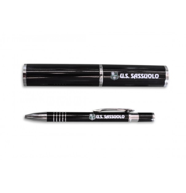 Penna con contenitore di acciaio